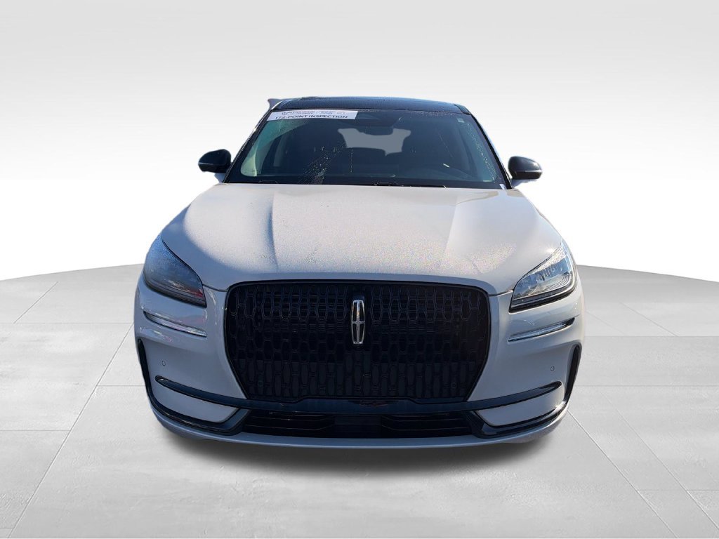 Used 2024 White Lincoln Premiere image 8