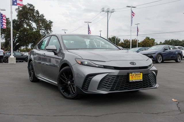 New 2026 Heavy Metal <sup>1</sup> Toyota  SE image 3