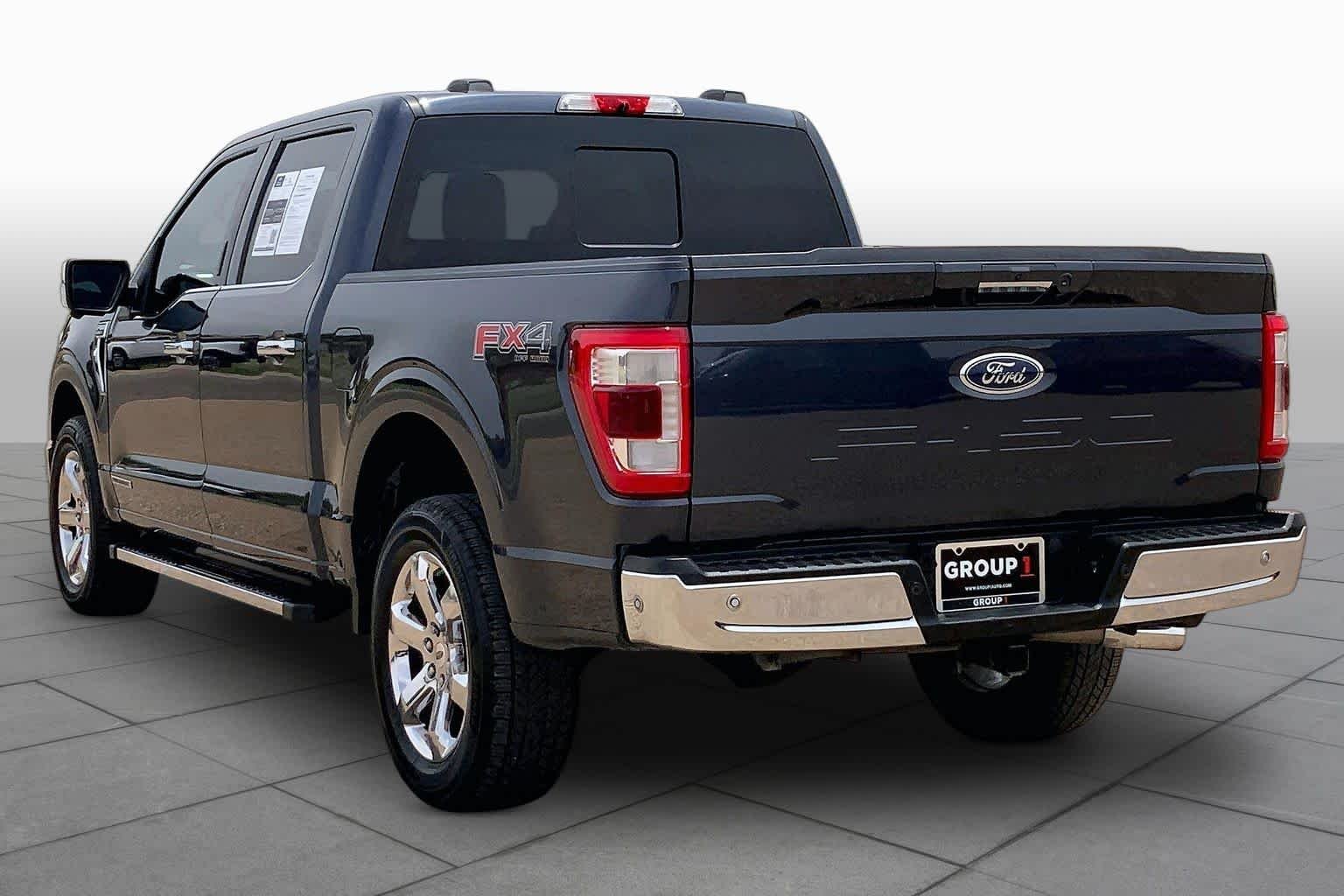 Used 2021 Smoked Quartz Metallic Tinted Clearcoat Ford LARIAT image 12
