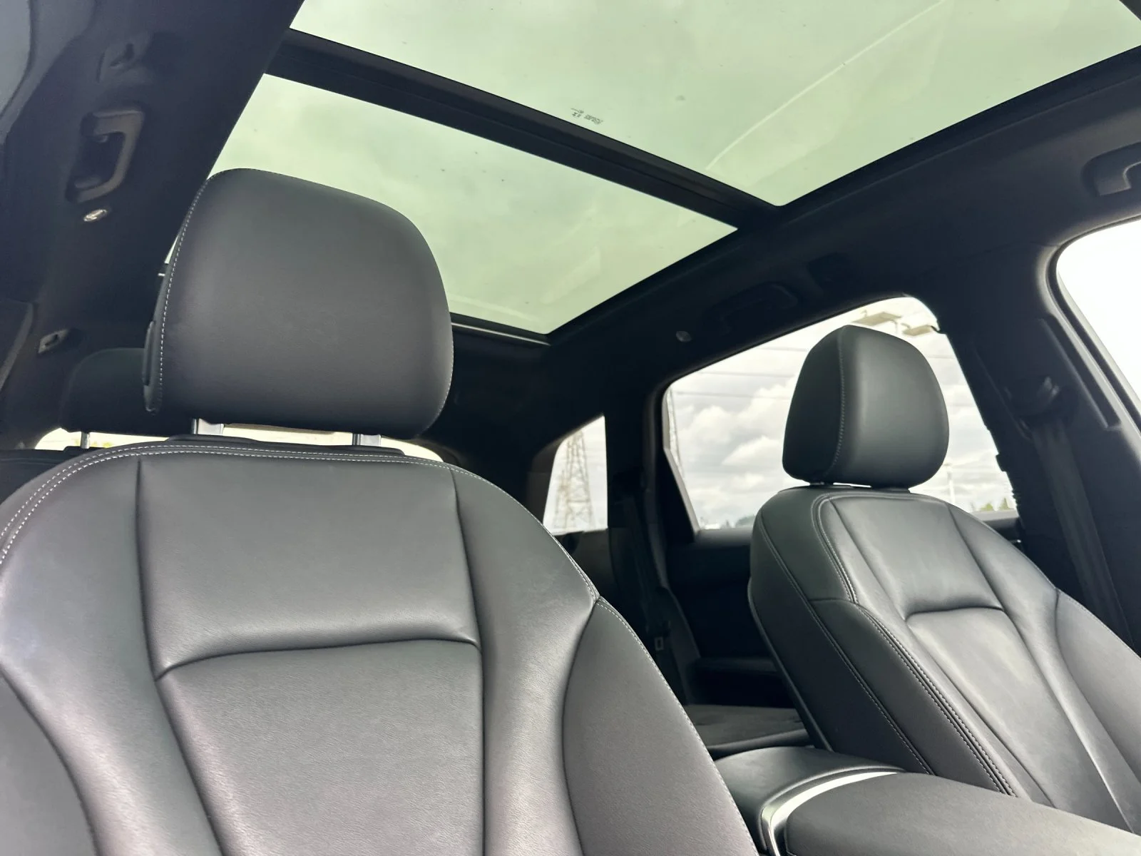 Used 2025 White Audi 55 Premium Plus image 17