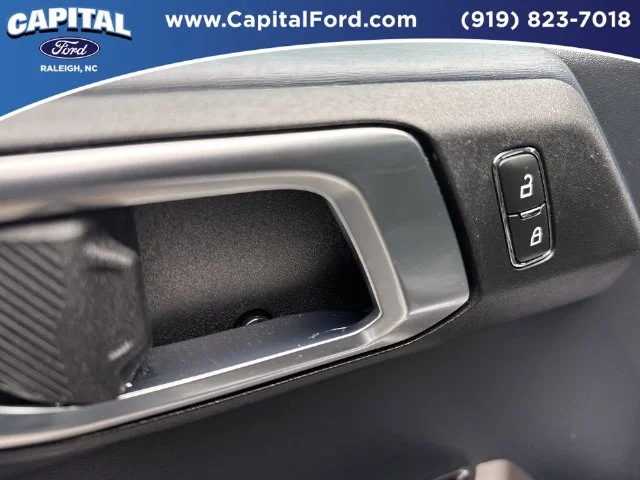 Used 2023 Silver Ford Outer Banks image 21