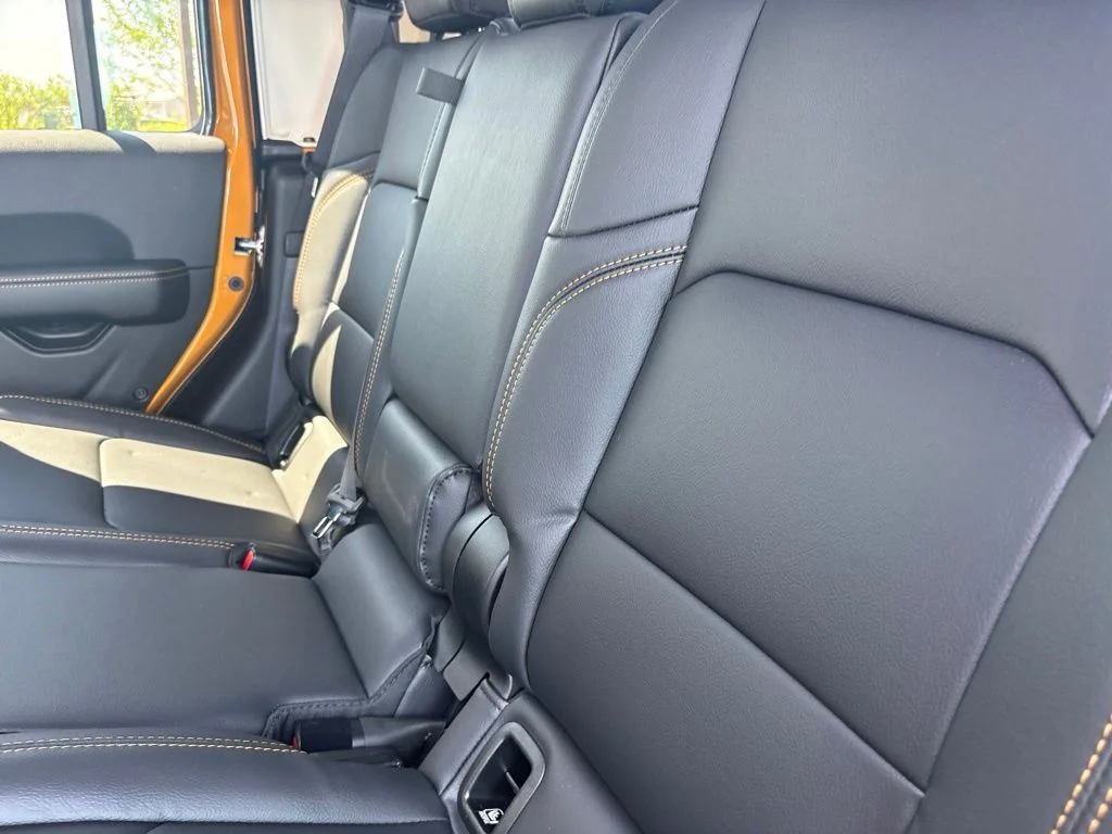 New 2026 Goldilocks Jeep Sahara image 27