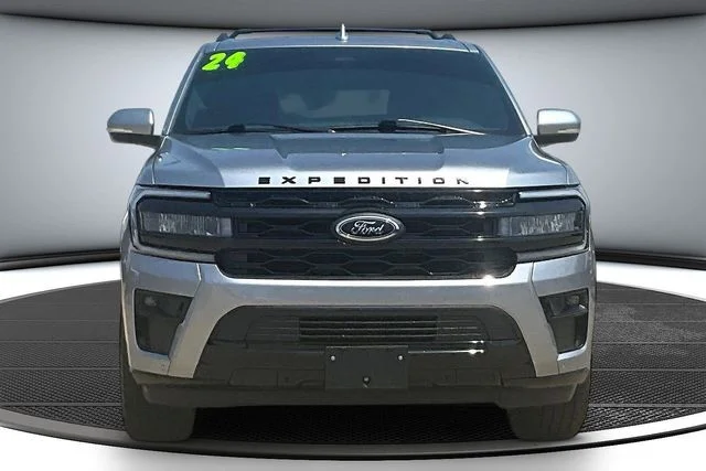 Used 2024 Ford Expedition Limited with VIN 1FMJU2A85REA63499 for sale in Kansas City