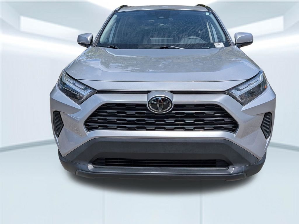 Used 2024 Silver Sky Metallic Toyota XLE image 10