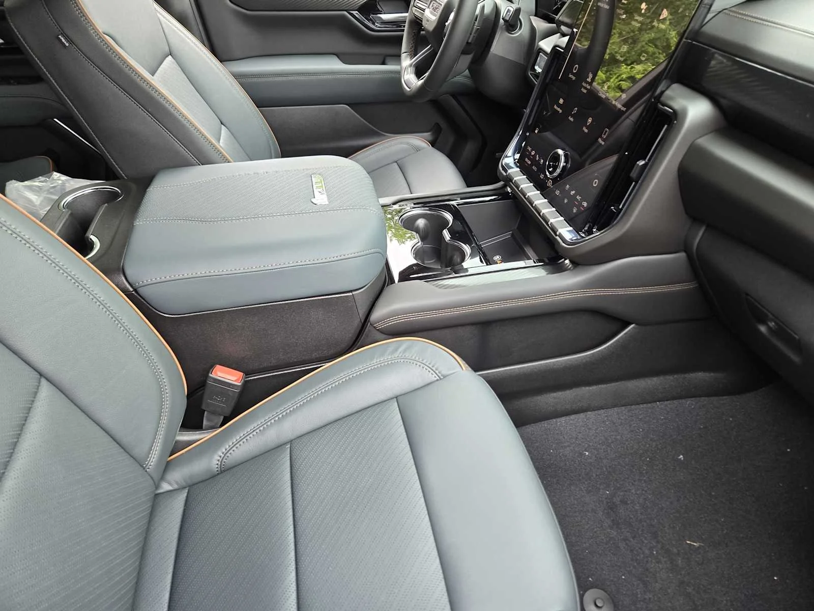 New 2026 Onyx Black GMC AT4 image 9