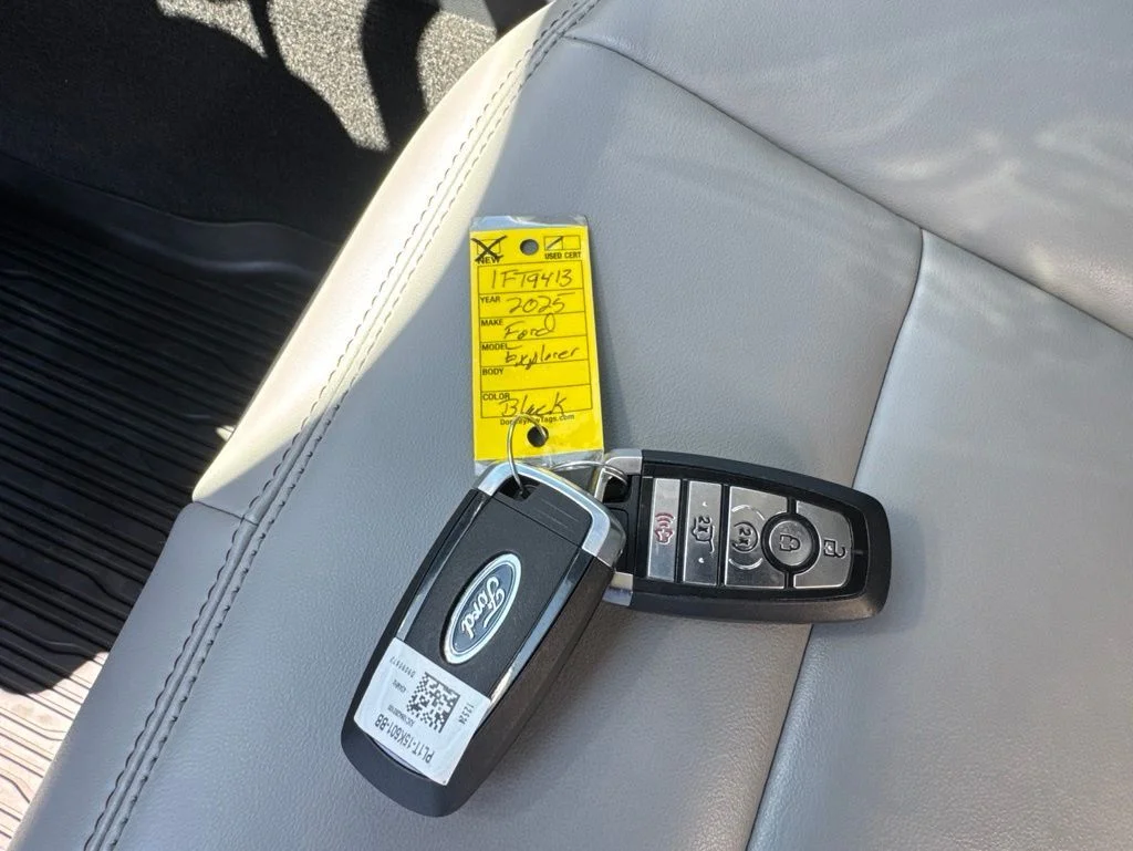 Used 2025 Black Ford Active image 33