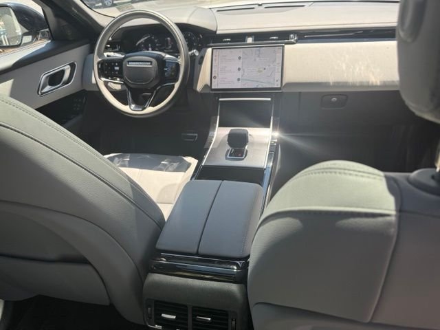 Certified Used 2026 White Land Rover Dynamic SE image 38