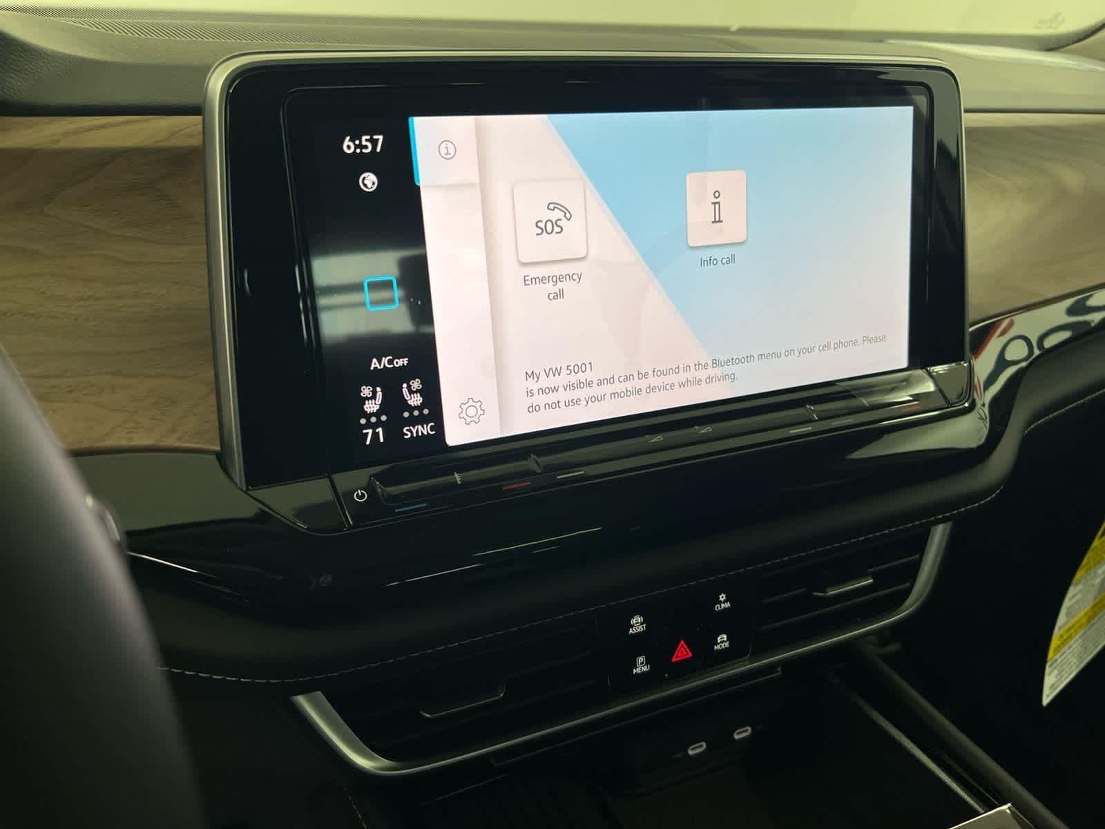 New 2026 Opal White Pearl Volkswagen 2.0T SE w/Technology image 16