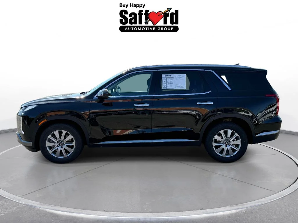 Used 2023 Black Hyundai SEL image 4
