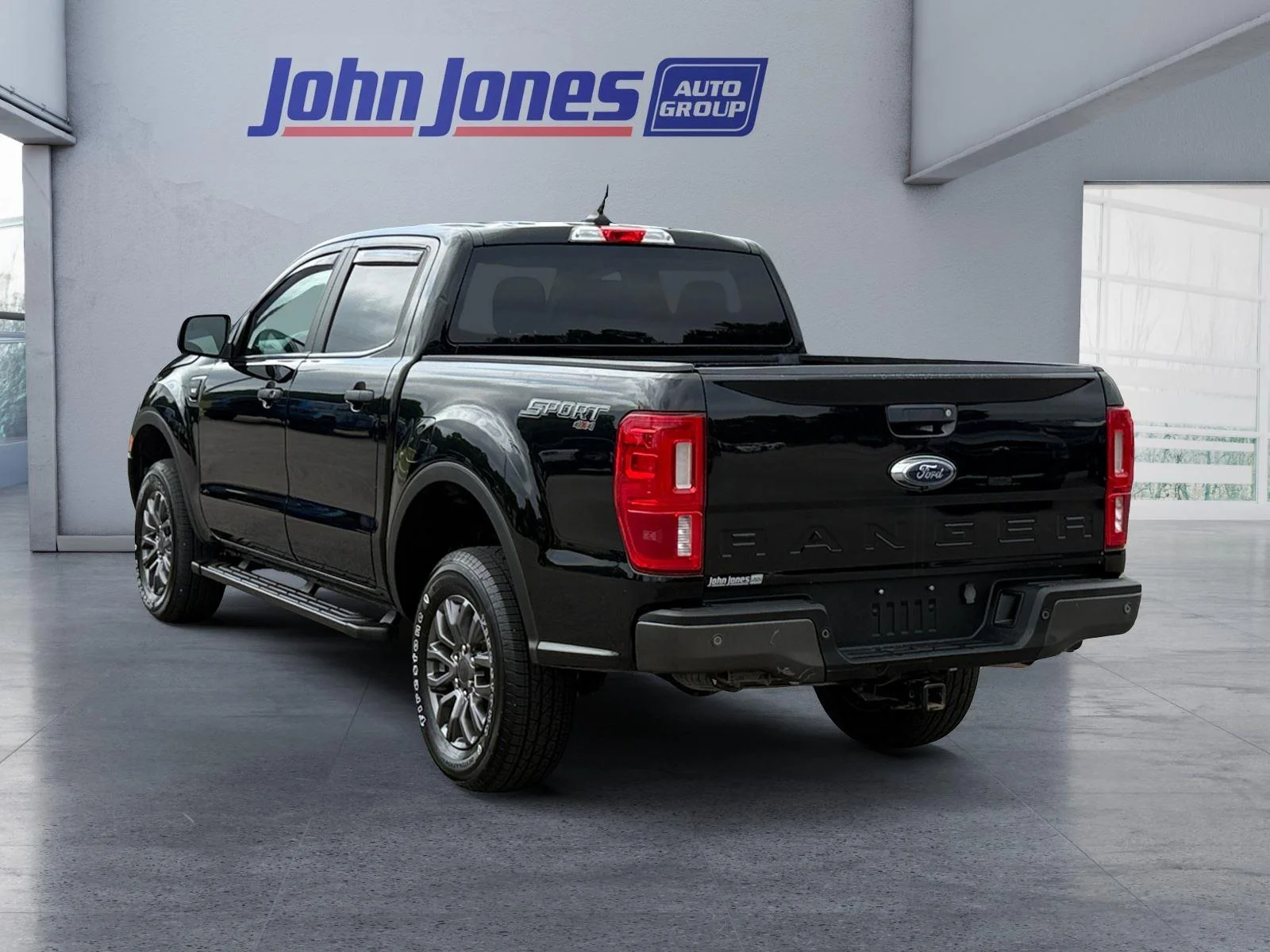 Used 2021 Shadow Black Ford XLT image 3