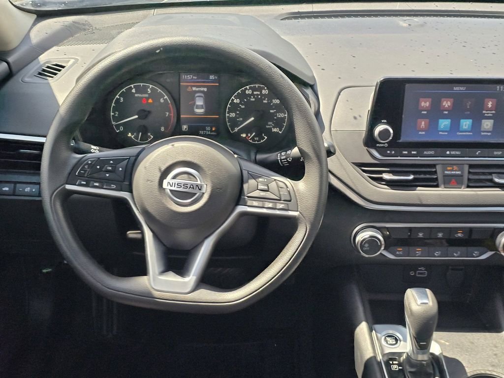 Used 2022 Black Nissan 2.5 S image 15