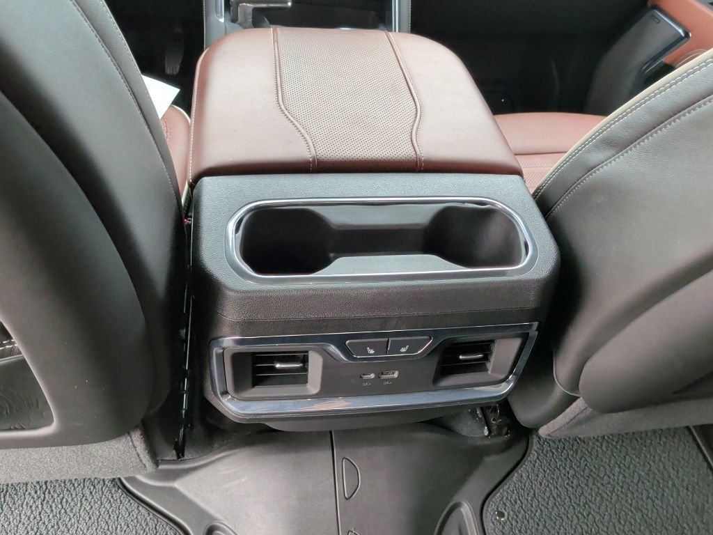 Used 2025 White Frost Tri-Coat GMC Denali Ultimate image 42