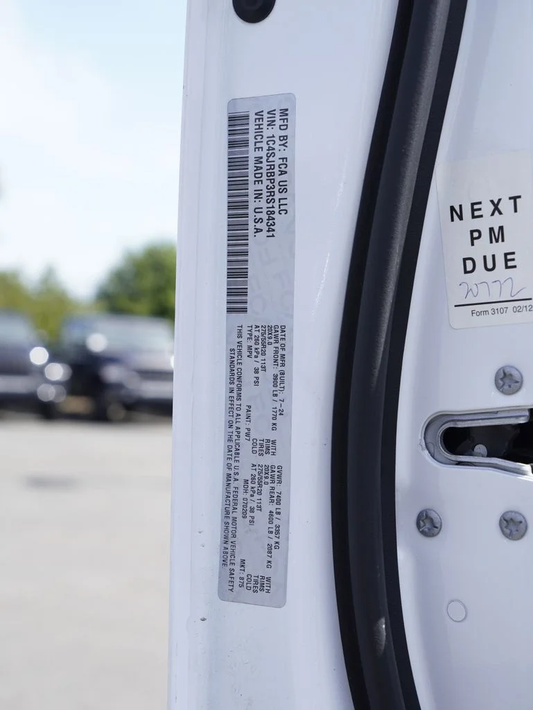Used 2024 White Jeep Series II image 7