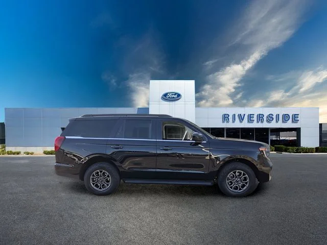 Certified Used 2025 Agate Black Metallic Ford Active image 7