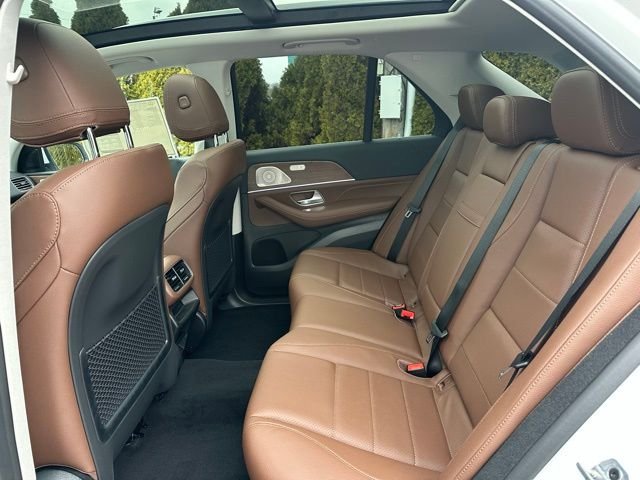 Used 2026 MANUFAKTUR Moonlight White Metallic Mercedes-Benz GLE 350 image 20