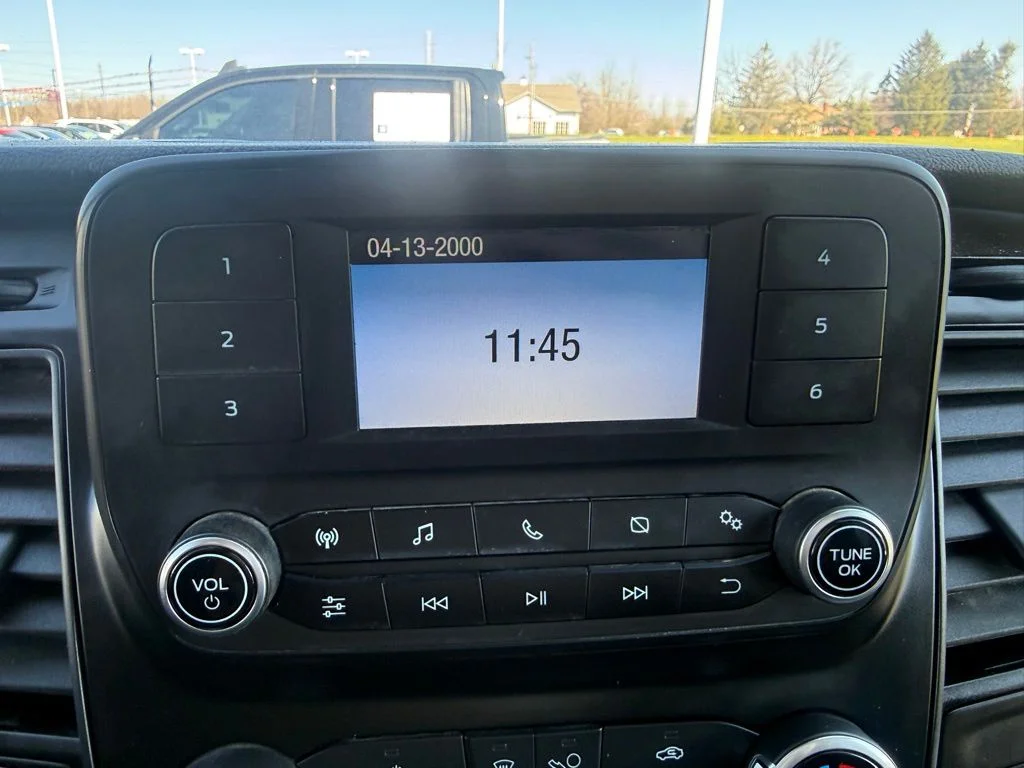 Certified Used 2022 White Ford Base image 24