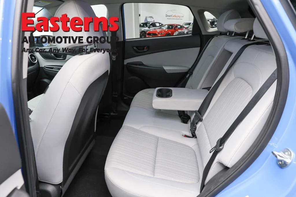 Used 2022 Blue Hyundai SEL image 20