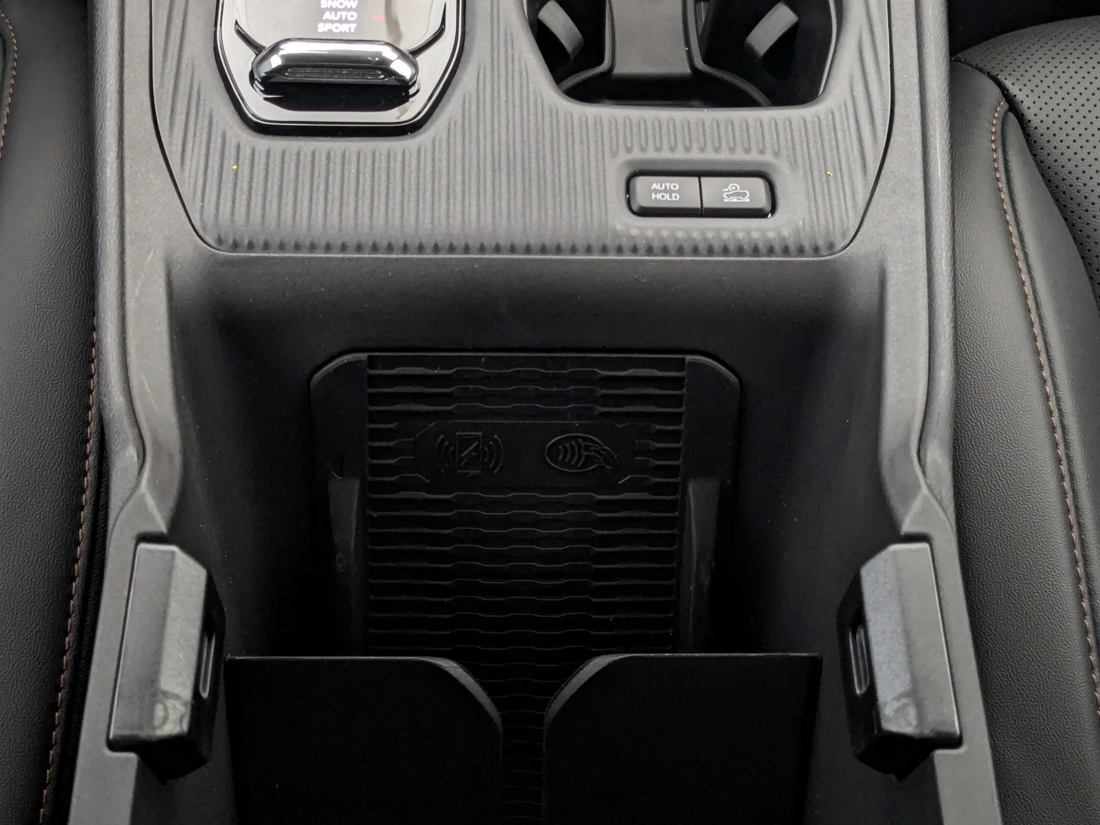 New 2026 Black Jeep Limited - - Hybrid - Tech Grp - Uconnect 5 NAV - 9 Spkr Audio - Mopar Interior Pkg & More! image 27