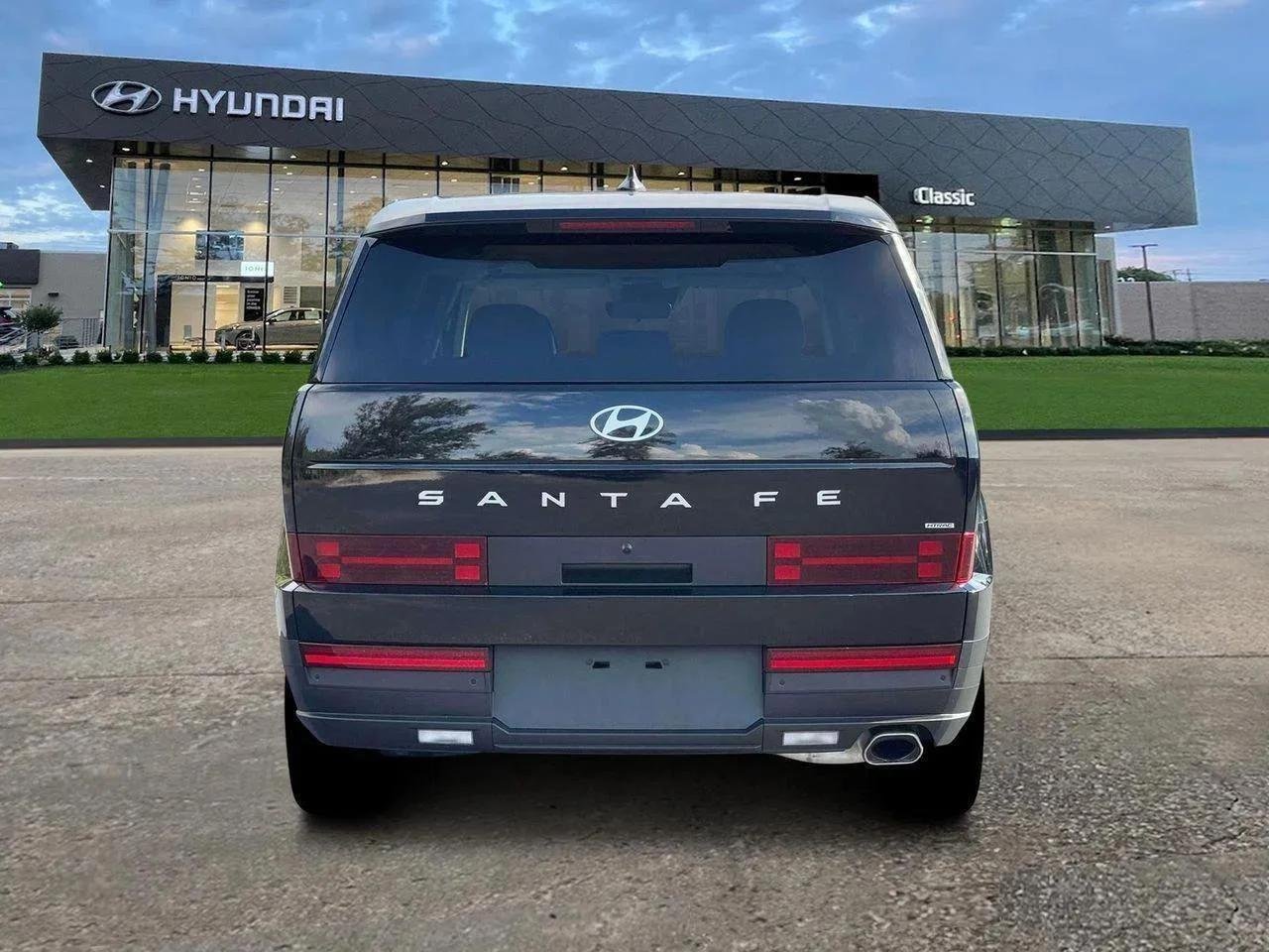 New 2026 Phantom Black Hyundai SE image 6