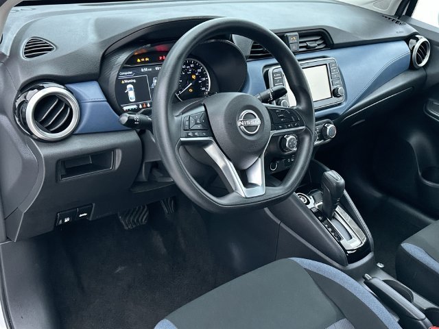 2025 Nissan Versa Sedan SV - Photo 7
