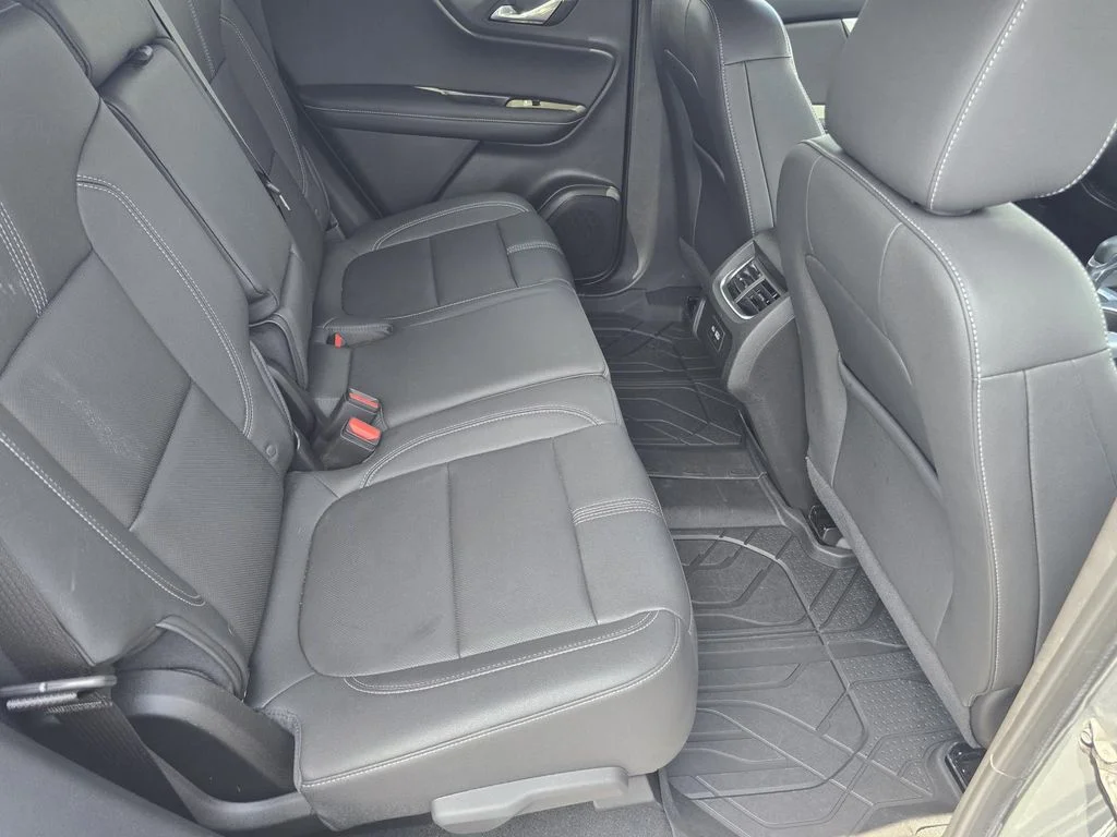 Used 2023 Sterling Gray Metallic Chevrolet 3LT image 20