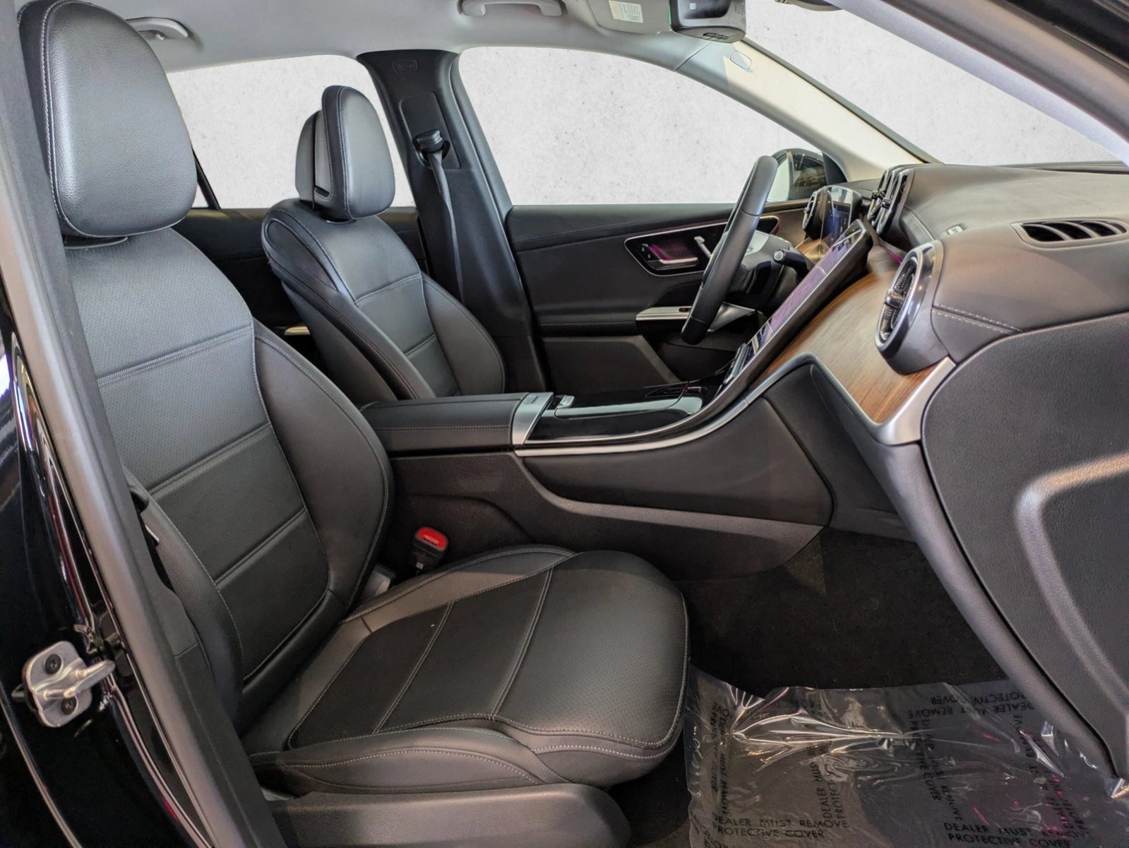 Used 2025 Black Mercedes-Benz GLC 350e image 20