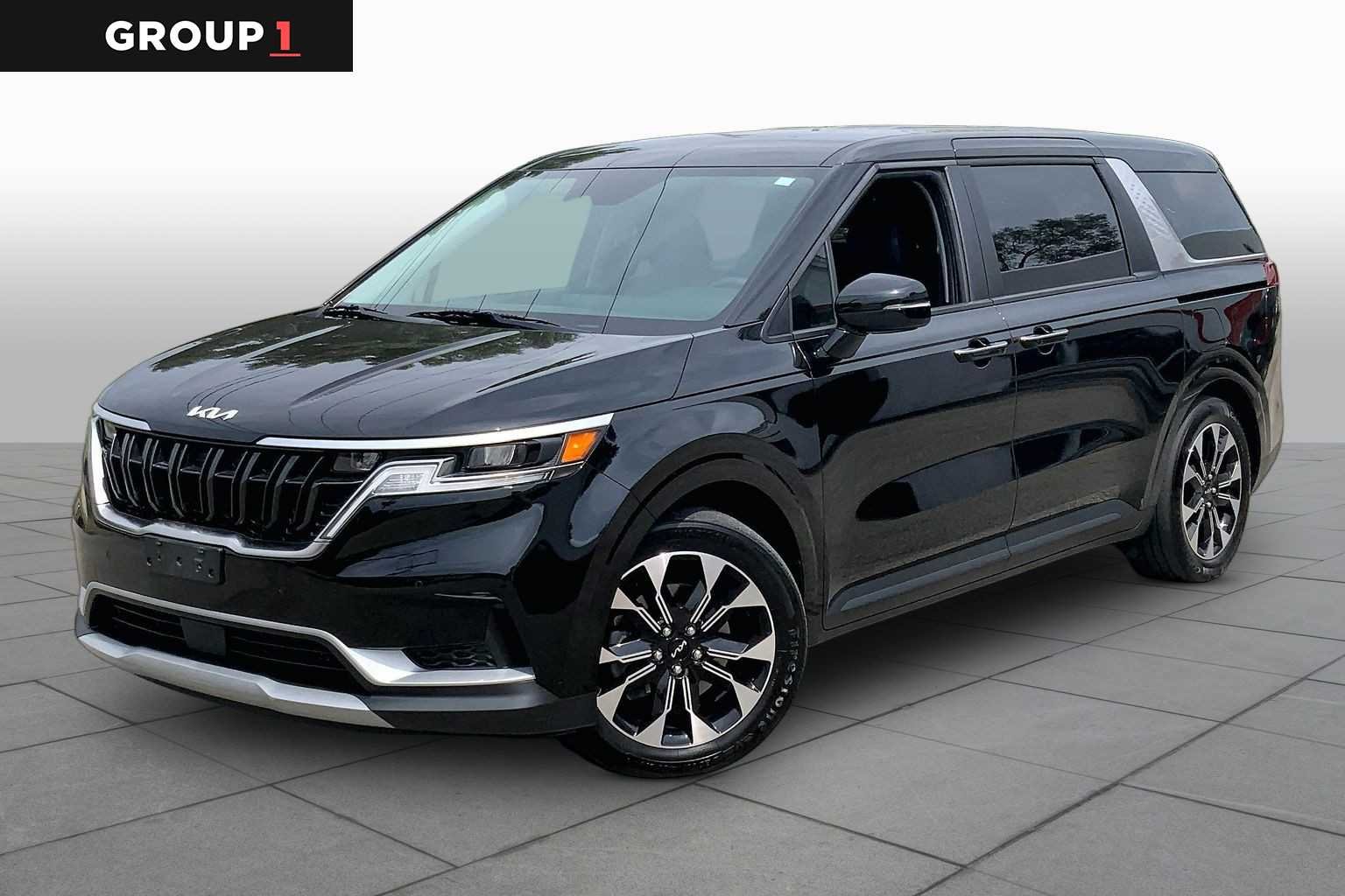 2023 Kia Carnival EX