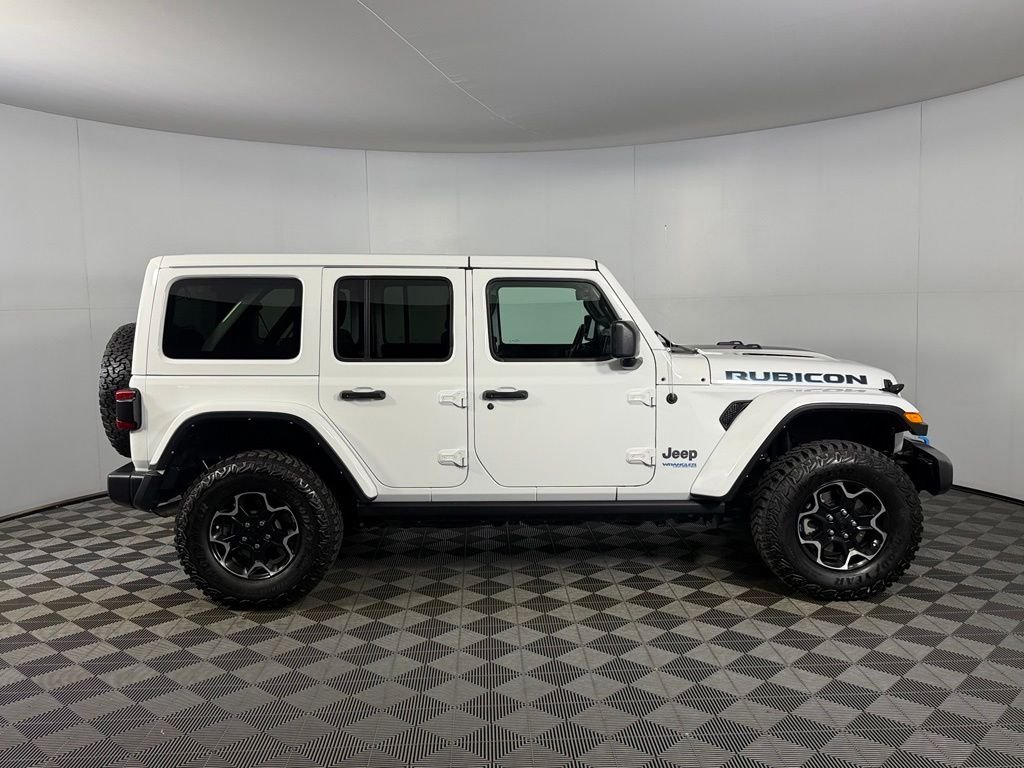 Used 2022 White Jeep Unlimited Rubicon 4xe image 5