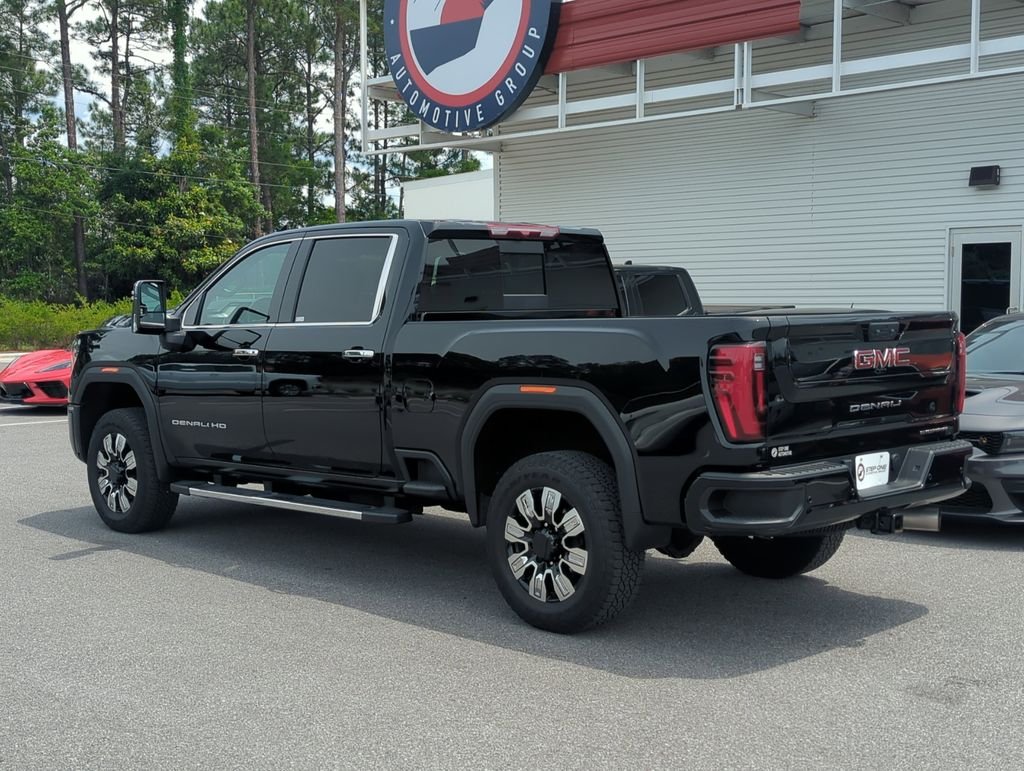 Used 2025 Black GMC Denali image 4