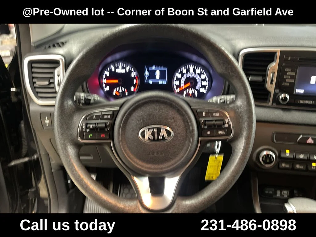 Used 2017 Red Kia LX image 20