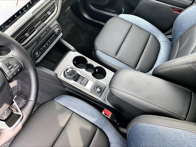 New 2026 Azure Gray Metallic Tri-Coat Ford Outer Banks image 9