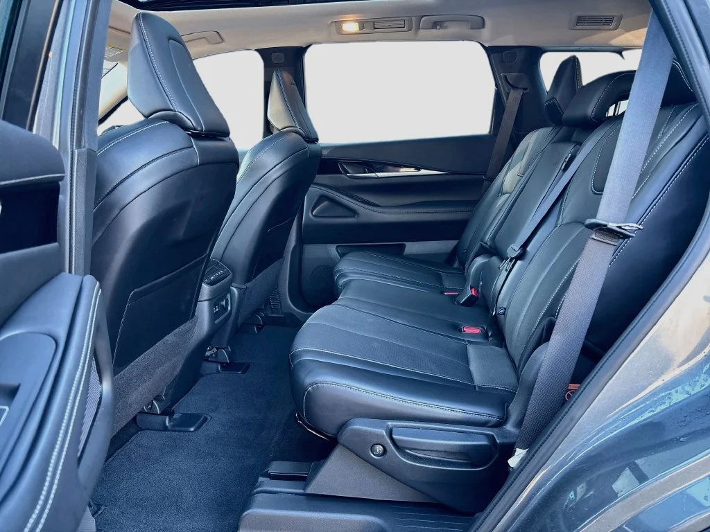 Used 2024 Graphite Shadow INFINITI PURE image 24