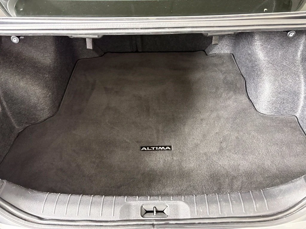Used 2024 Gray Nissan 2.5 SR image 35
