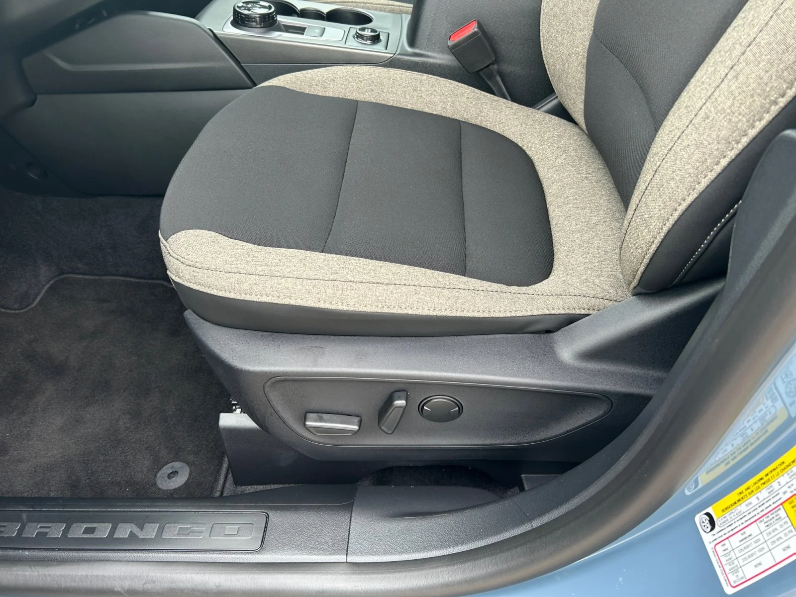New 2026 Azure Grey Metallic Tri-Coat Ford Big Bend image 14