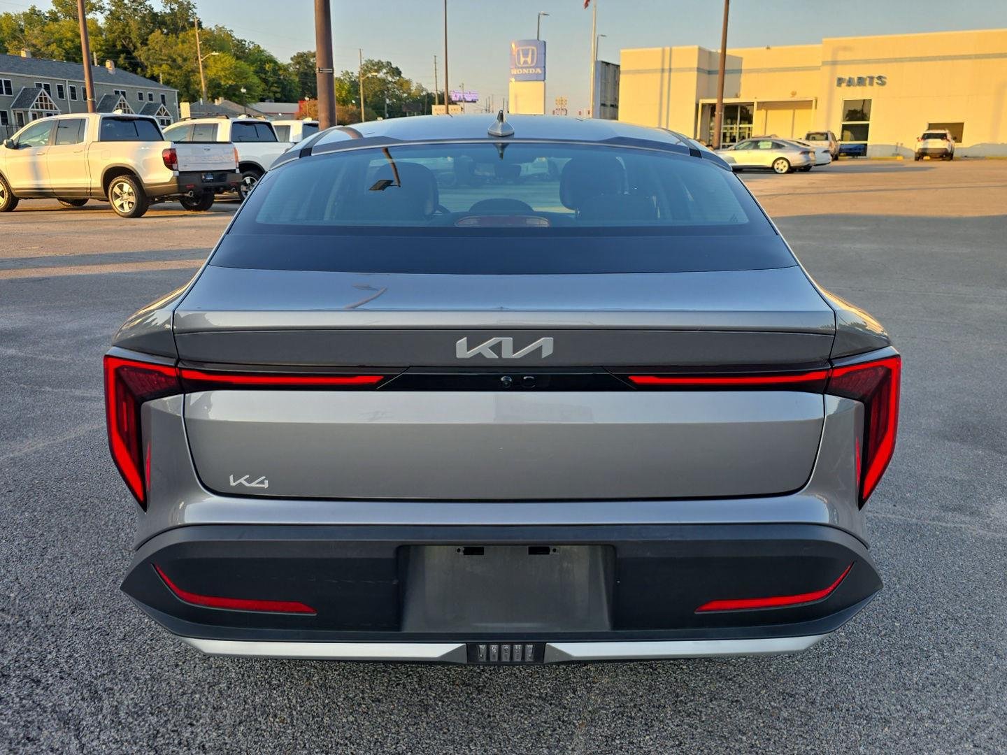 Used 2025 Steel Gray Kia LXS image 4