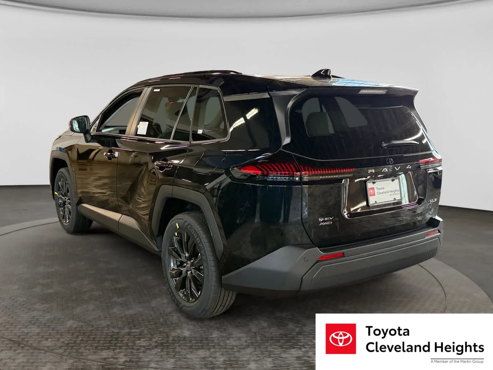 New 2026 Midnight Black Metallic Toyota XLE Premium image 7