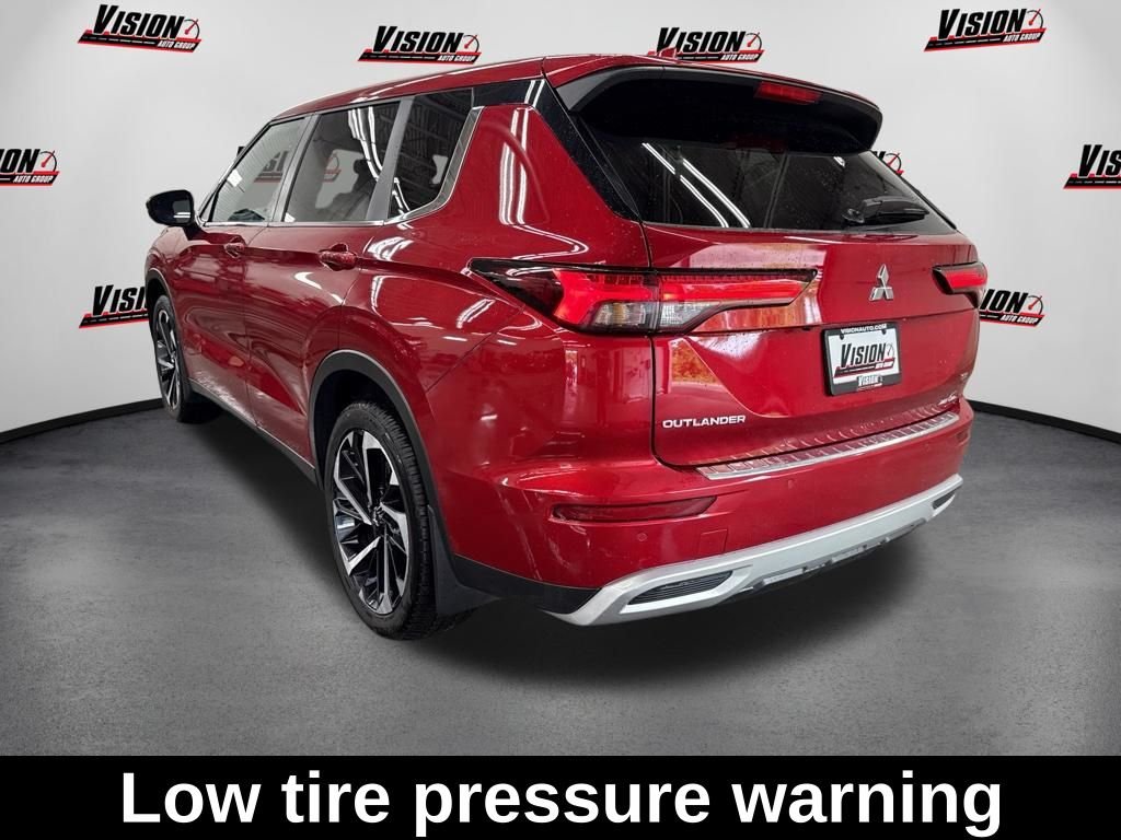 Used 2024 Red Mitsubishi SE image 7