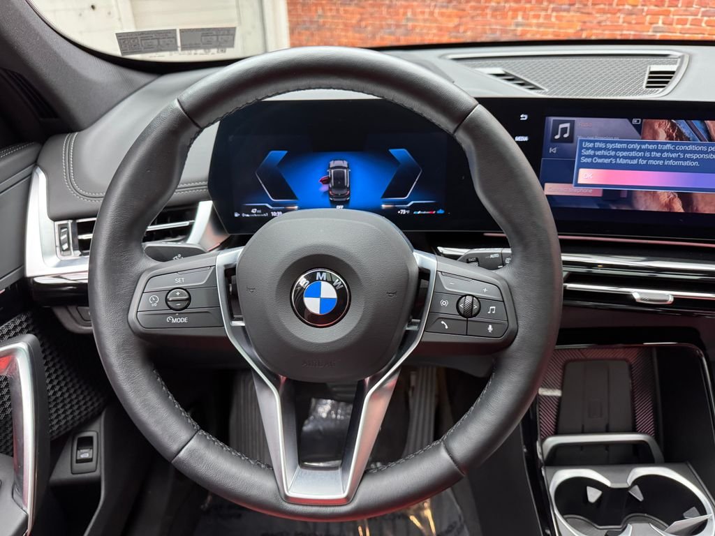 2025 BMW X1 28i - Photo 13