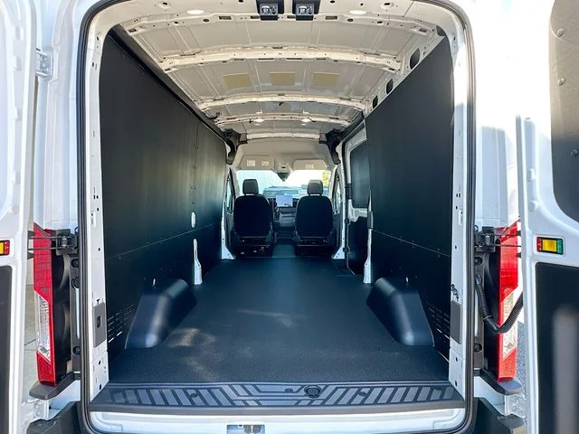 New 2026 Ford Transit-250 Base