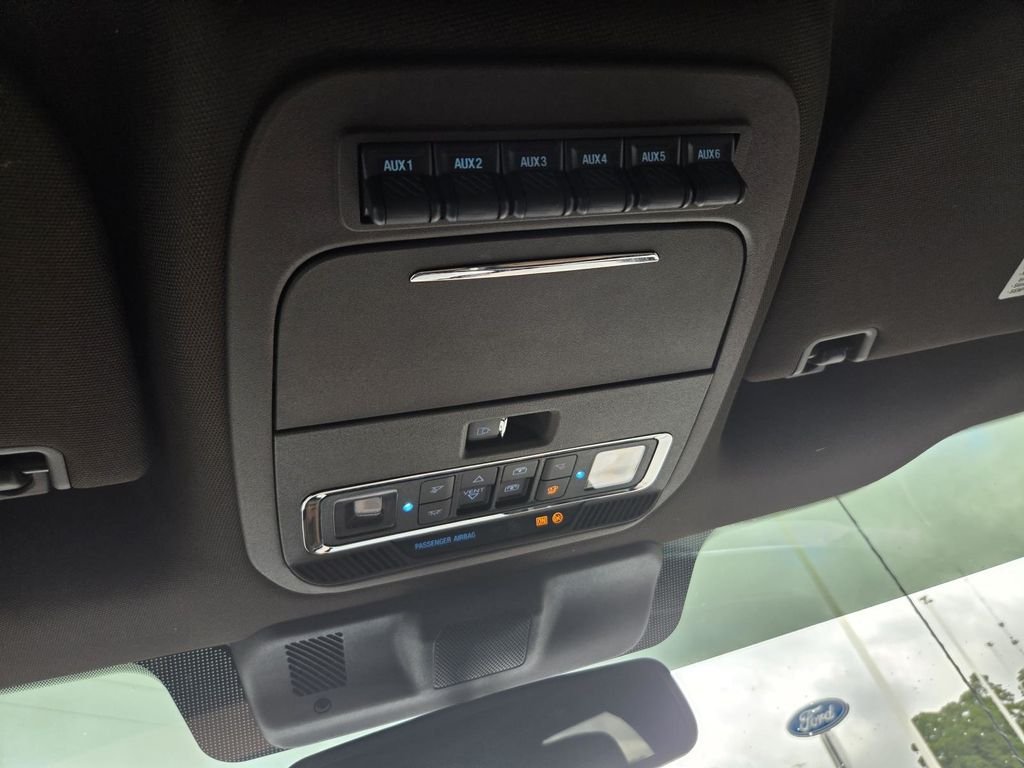 Used 2024 Agate Black Metallic Ford King Ranch image 24
