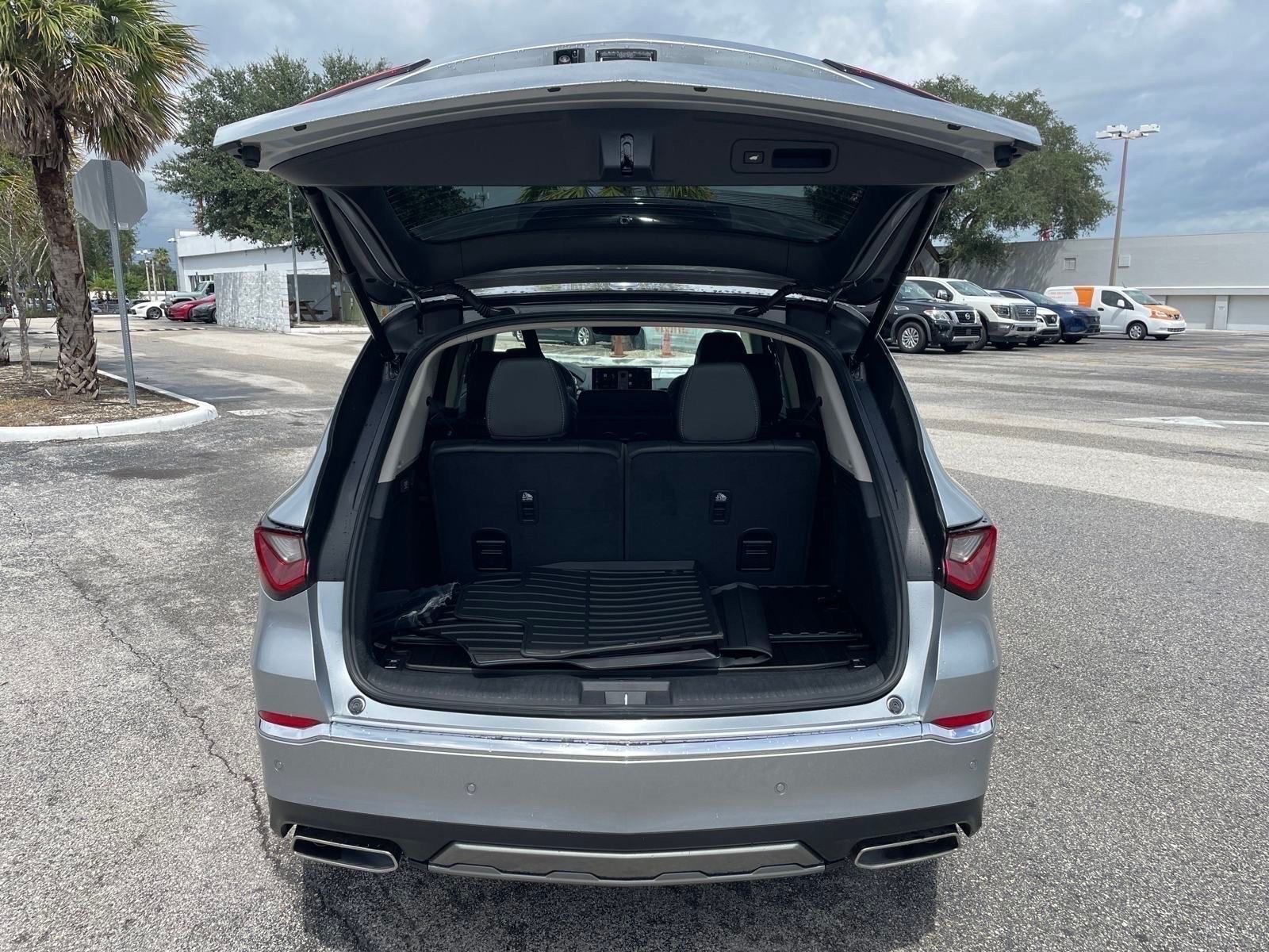 New 2026 Solar Silver Metallic Acura Technology Package image 21