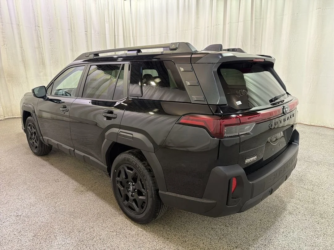 New 2026 Crystal Black Silica Subaru Limited image 9
