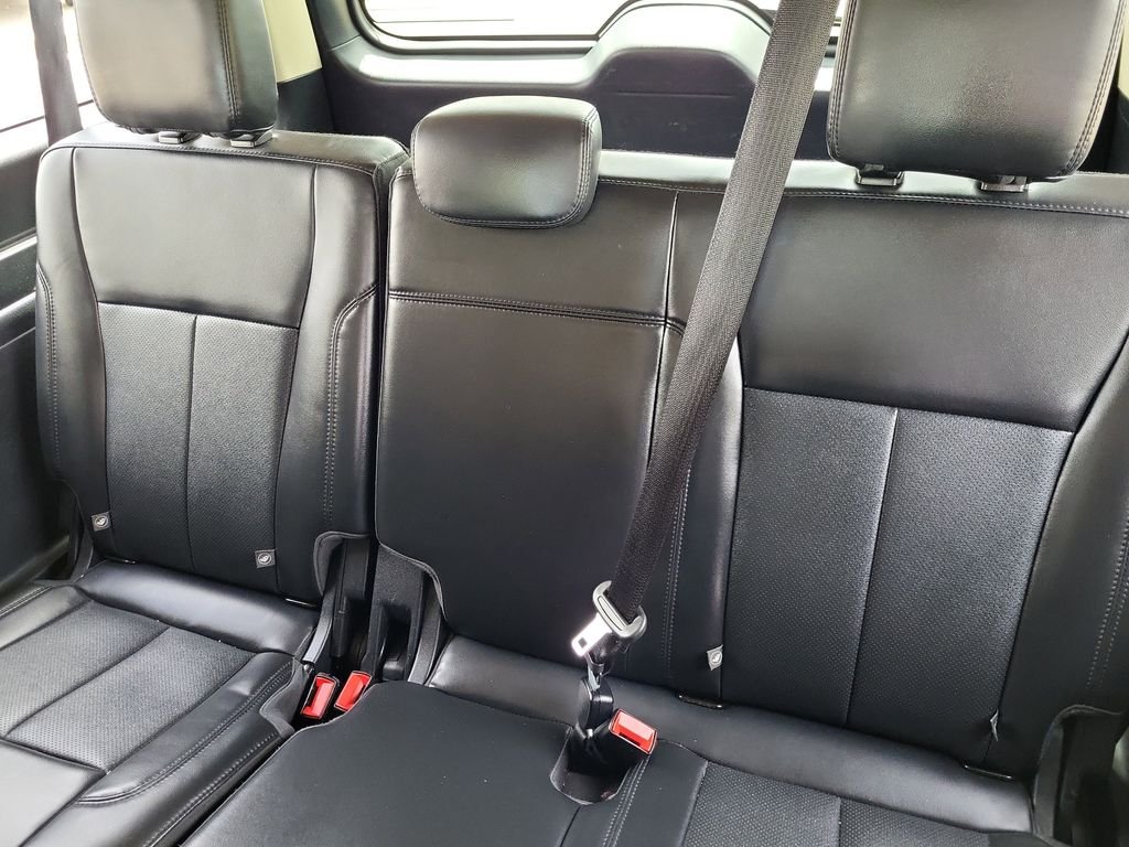 Used 2022 Black Ford XLT image 13