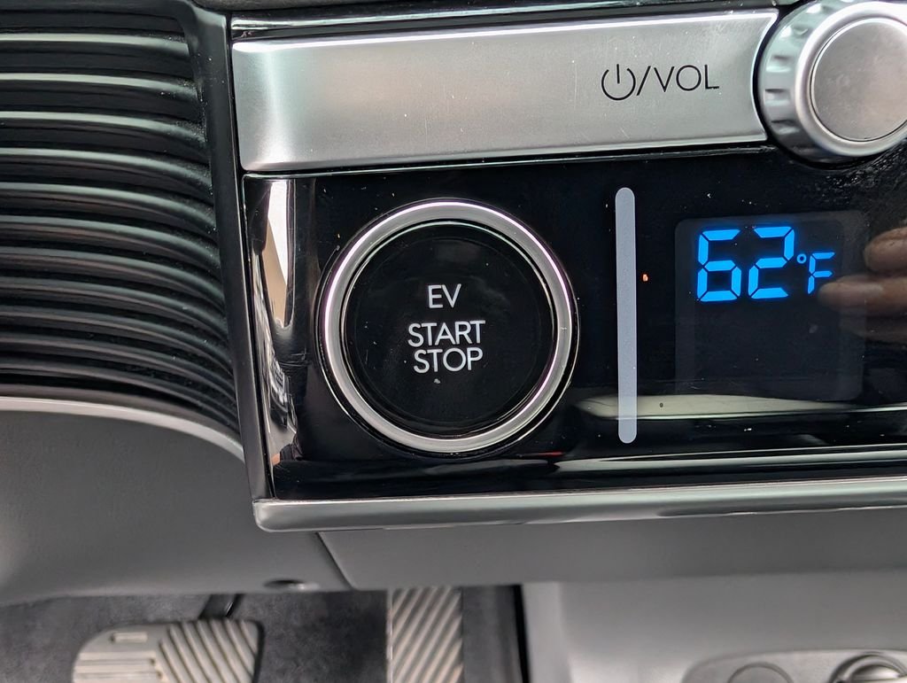 2024 Hyundai IONIQ 5 SEL - Photo 28