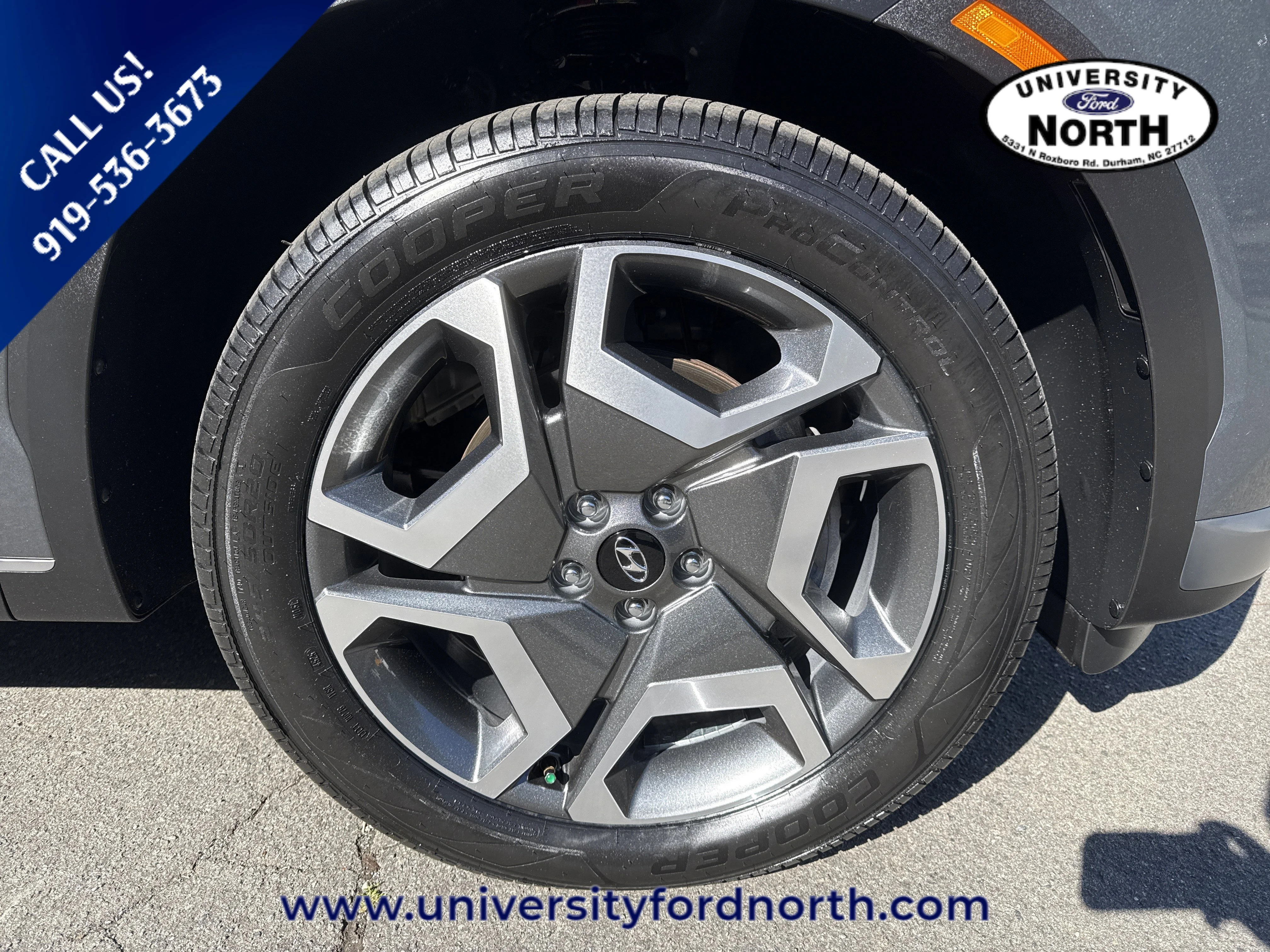 Used 2024 Steel Graphite Hyundai SEL 7P image 9