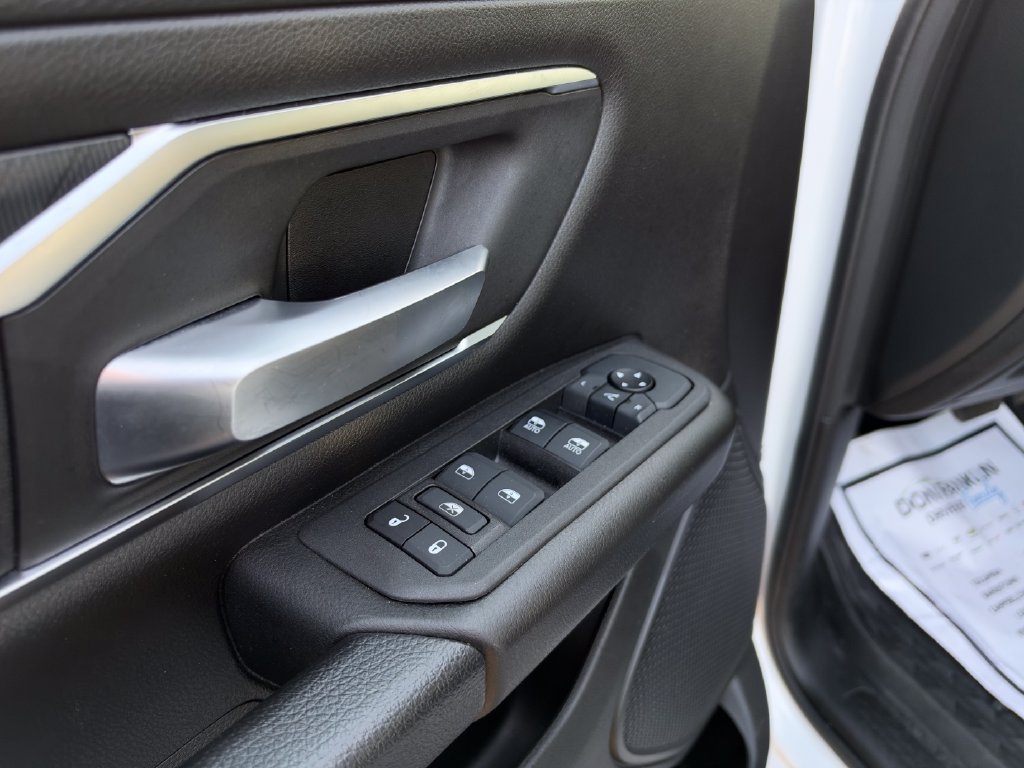 Used 2025 White Ram Big Horn/Lone Star image 10