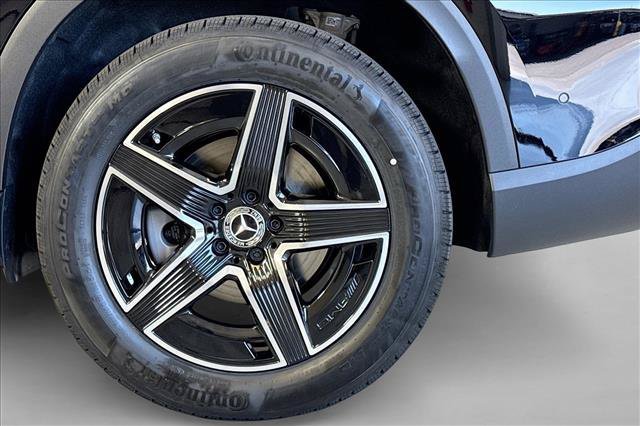 New 2026 Black Mercedes-Benz GLC 300 image 59