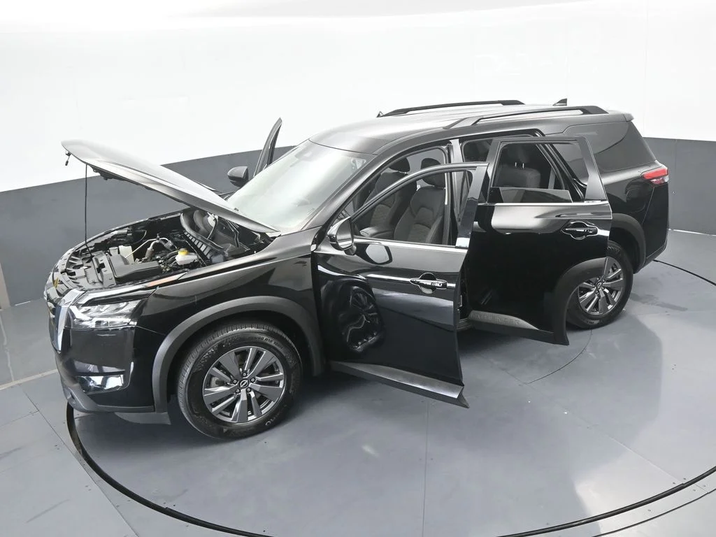2025 Nissan Pathfinder SV - Photo 68