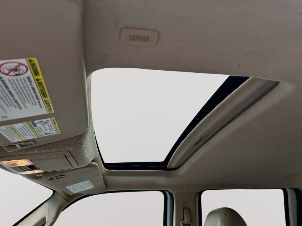 Used 2011  Ford Lariat image 17