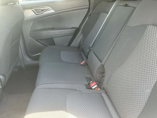 New 2026 Glacial White Pearl Kia LX image 25